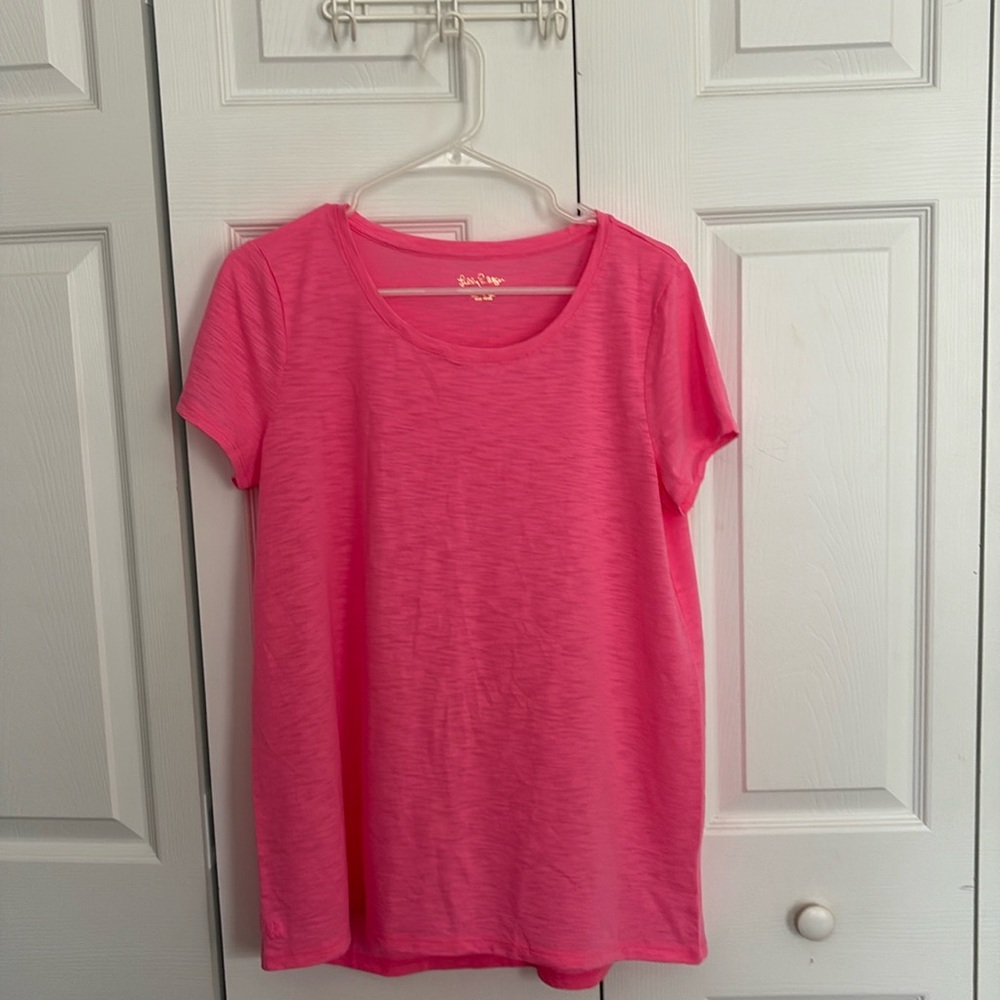 Pink Lily Pulitzer short sleeve tee shirt